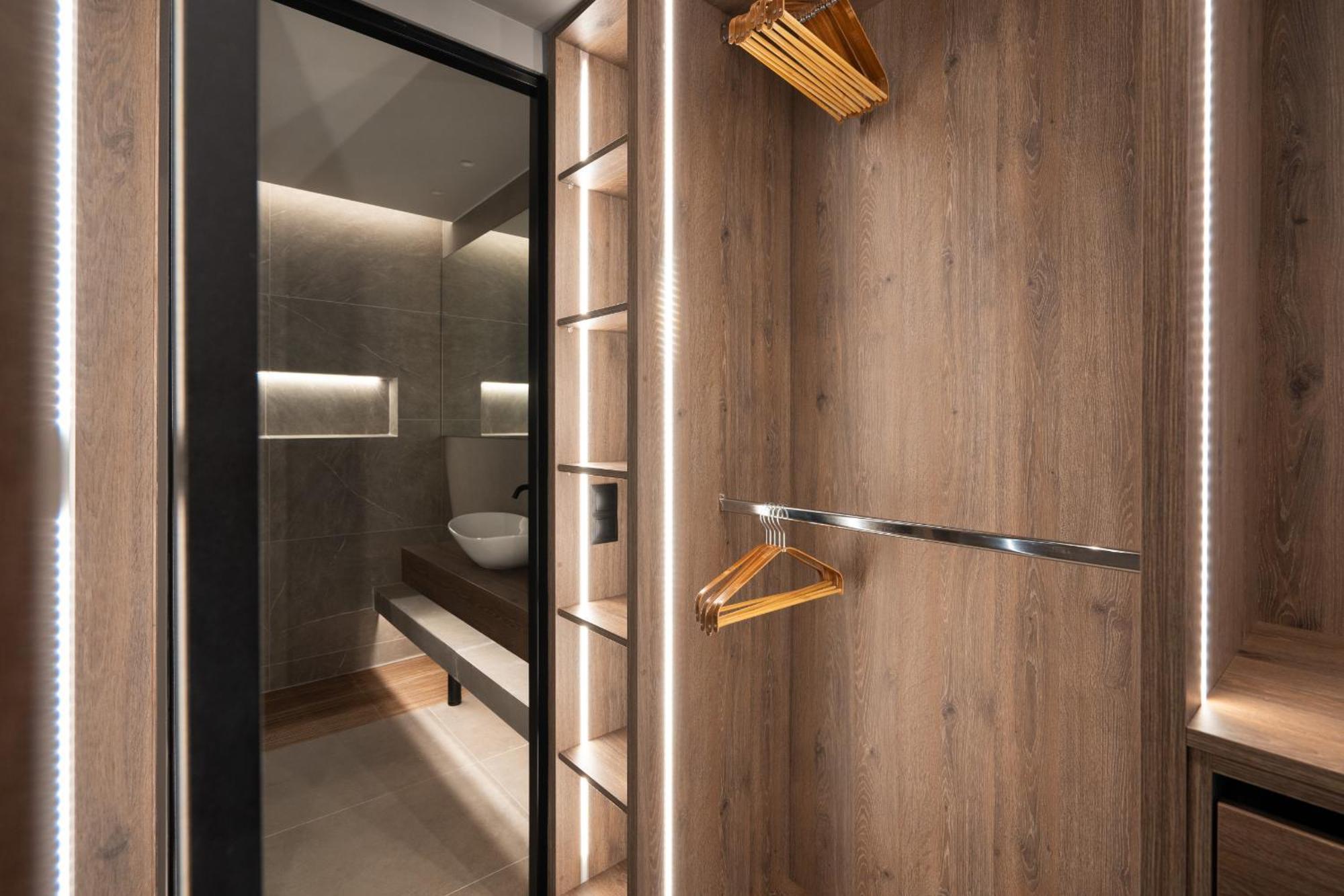 Apartment Liv - Modern Heavenly Retreat In Exarcheia Athens